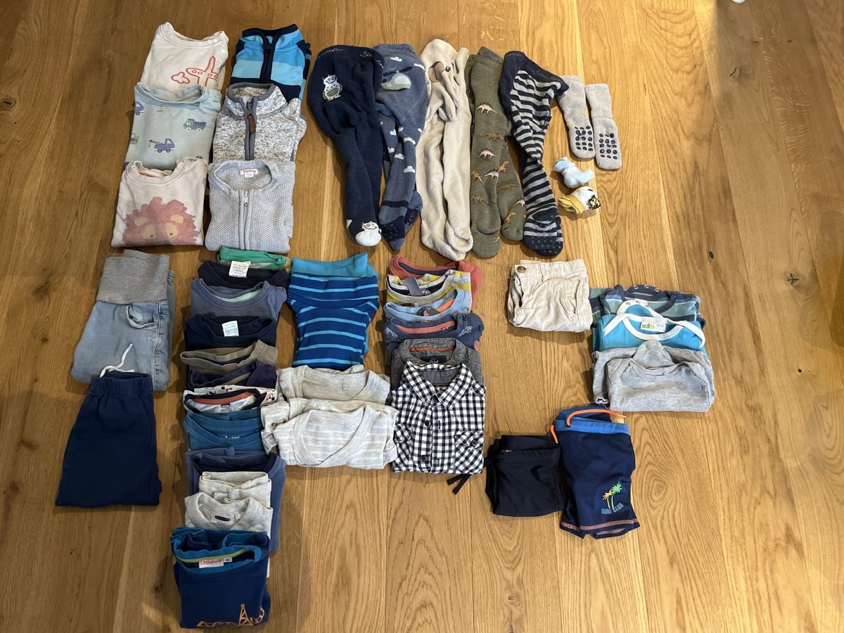 Kleiderpakete & -sets: Kleiderpaket 86/92  – Gebraucht aus Riehen von chr_h8fh