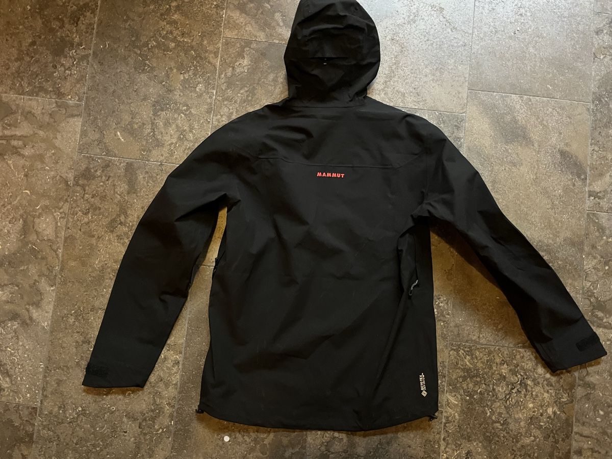 Mammut Jacken: Mammut Regenjacke L – Gebraucht aus Gockhausen von Turmfalken 1
