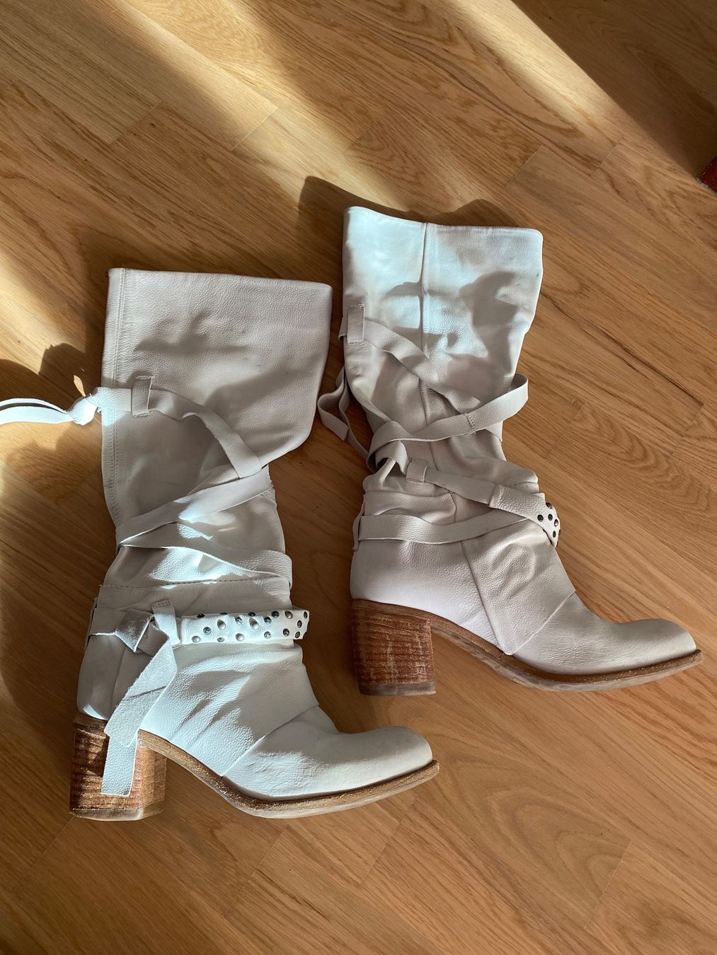 A.S.98 Damenschuhe: Bottes A.S.98 – Gebraucht aus Clarens von OptitesJoliesChoses 2