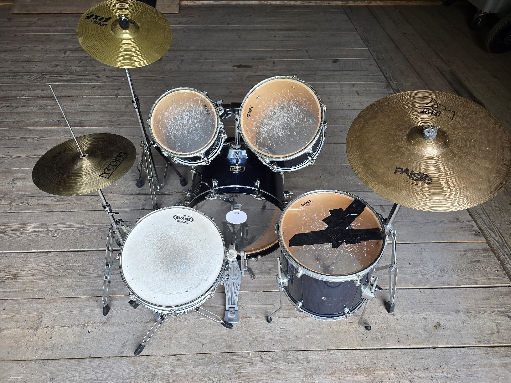 Strumenti musicali: Mapex Schlagzeug Set mit Becken – Usato da Hellbühl venduto da lev_rj2t