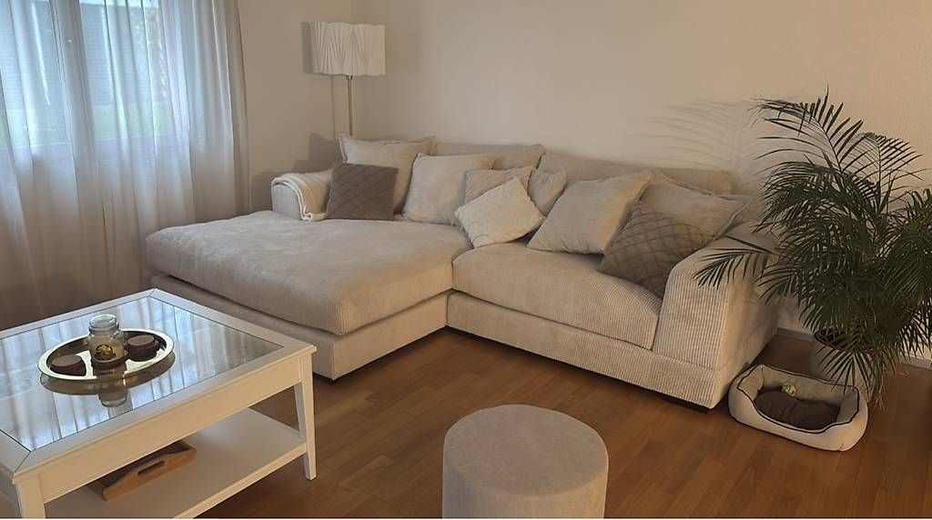 Divani: Ecksofa Beige Creme | Cord-Look | Top Zustand – Nuovo (secondo la descrizione) da Wallisellen venduto da YanMerlini