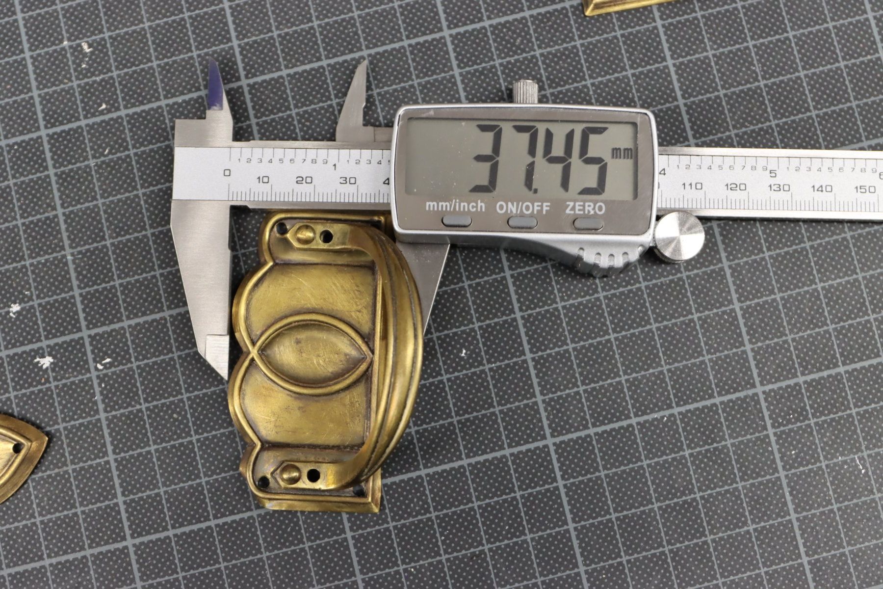 Ferramenta: 9 teiliges Jugendstil Kommodengriffe-Set – Usato da Emmetten venduto da Super008 7