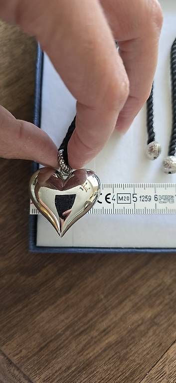 Catenine: Herzschmuck Herz Dirndlschmuck – Usato da Matzingen venduto da Poesie2 2
