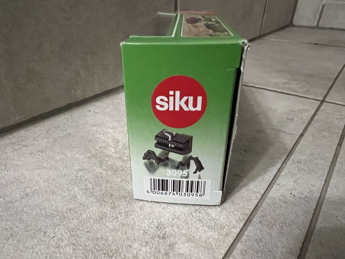 Siku Kit di modellismo & Modellini statici: Siku Adapter Set mit Frontgewicht – Nuovo (secondo la descrizione) da Oensingen venduto da alpenvogel92 3