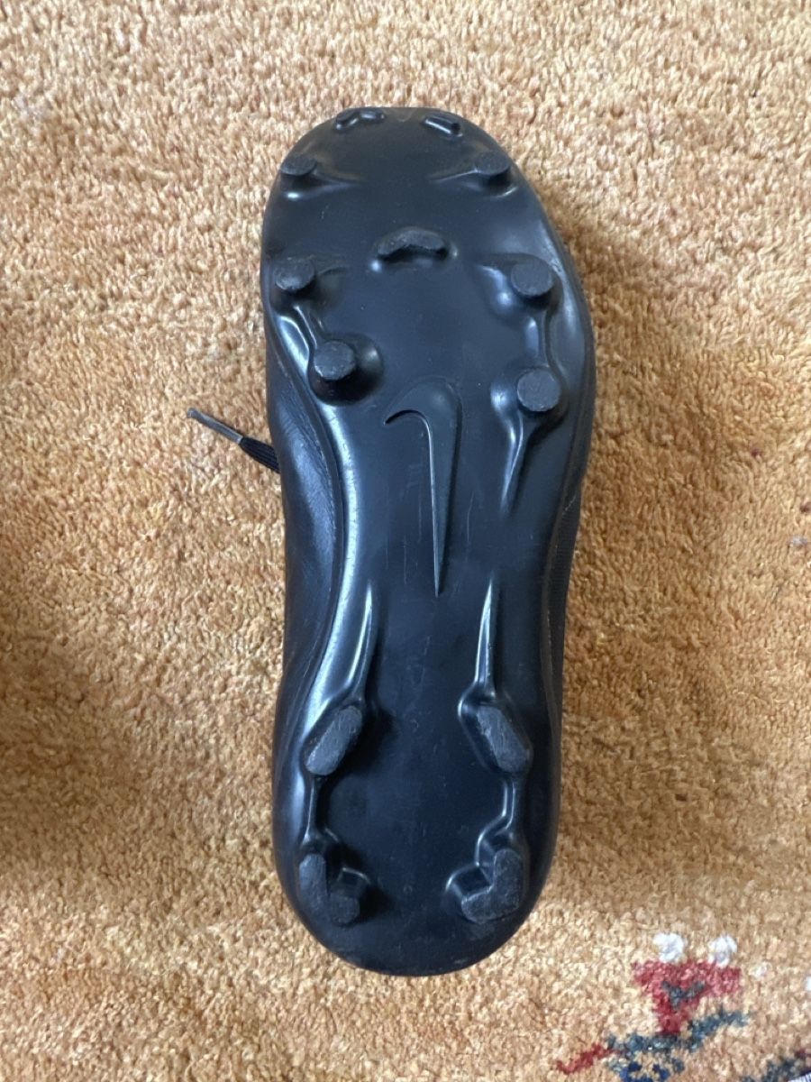 Nike Herrenschuhe: Fussballschuhe Nike Grösse 37,5 – Gebraucht aus Lützelflüh-Goldb von ama_l2lp 6