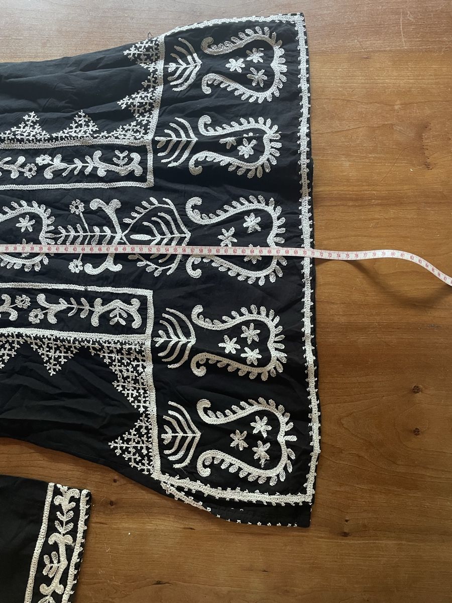 Tuniche: Schwarz/Weiss mit Stickerei Gr. M – Usato da Gockhausen venduto da AnneT07 3