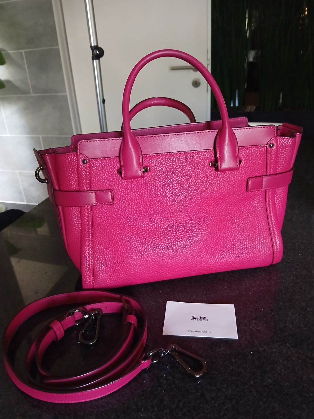 Coach Taschen für Damen: Sac Coach Swagger 32 – Neu (gemäss Beschreibung) aus Puidoux von kit_z2fp 3