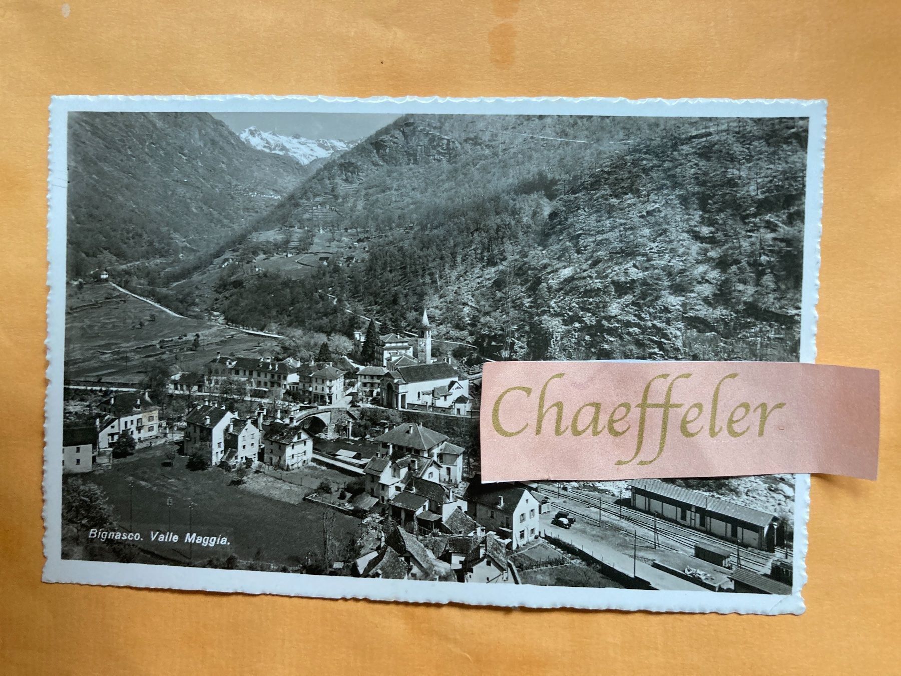 Cartoline postali: 1942 Bignasco.  Valle Maggia – Usato da Zürich venduto da Chaeffeler