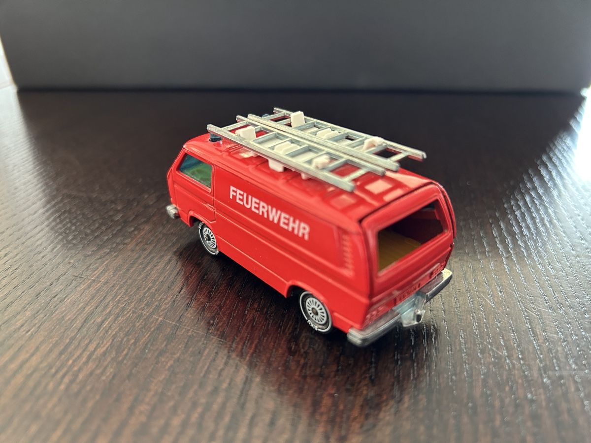 Volkswagen Modellautos: VW Transporter Feuerwehr – Defekt aus Islisberg von Nawi2000 3