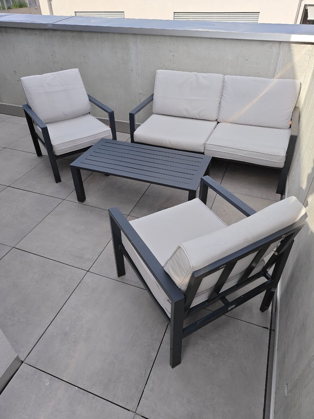 Set de table et chaises: Garten / Balkon Lounge Set – D'occasion à Pieterlen par Saemelili 1