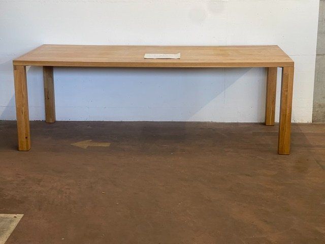 Tavoli: Neuer Tisch aus Eiche 220x100x75cm – Nuovo (secondo la descrizione) da Rekingen AG venduto da samu7700