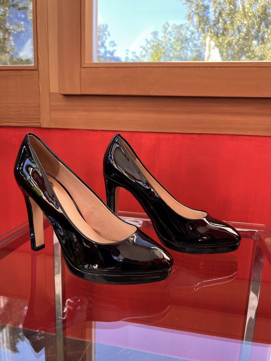 Buffalo Scarpe da donna: BUFFALO Pumps Lack schwarz Gr. 39 – Usato da Zürich venduto da car_x52z