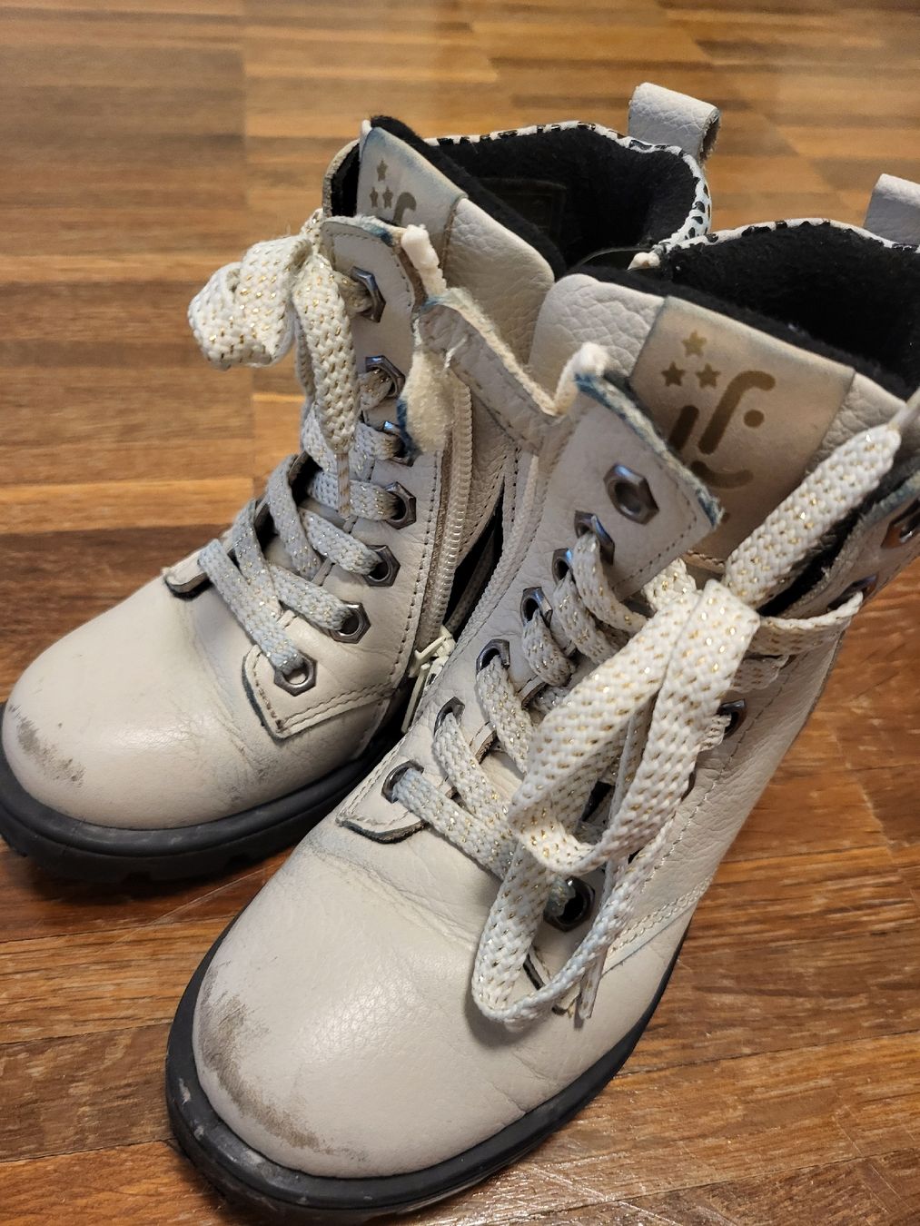 Scarpe per ragazze: Stiefel für Mädchen, Grösse 28 – Usato da Basel venduto da Ywana 4