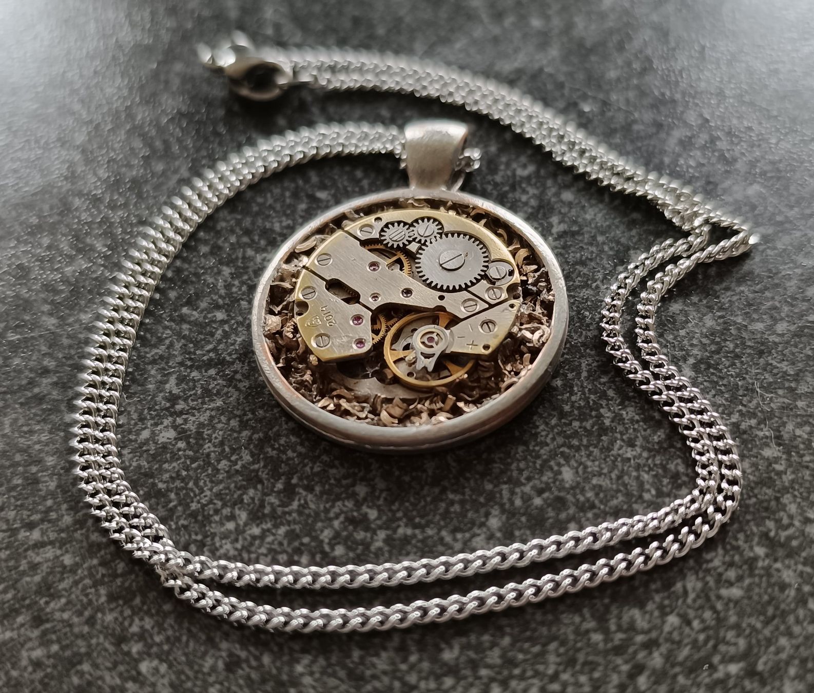 Ciondoli: Unicate Victorian Steampunk Clockwork Pendant Handmade – Nuovo (secondo la descrizione) da Schwanden GL venduto da UHRKNALL 1