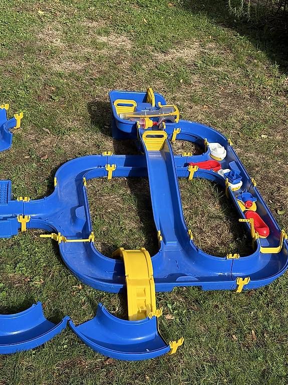 Jouets: Aquabahn – D'occasion à Zürich par Swirz