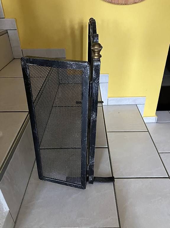 Camini: Chemineeabdeckung – Usato da Bronschhofen venduto da Oggy0 1