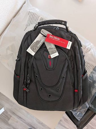 WENGER Ibex Deluxe Rucksack (16", Schwarz)