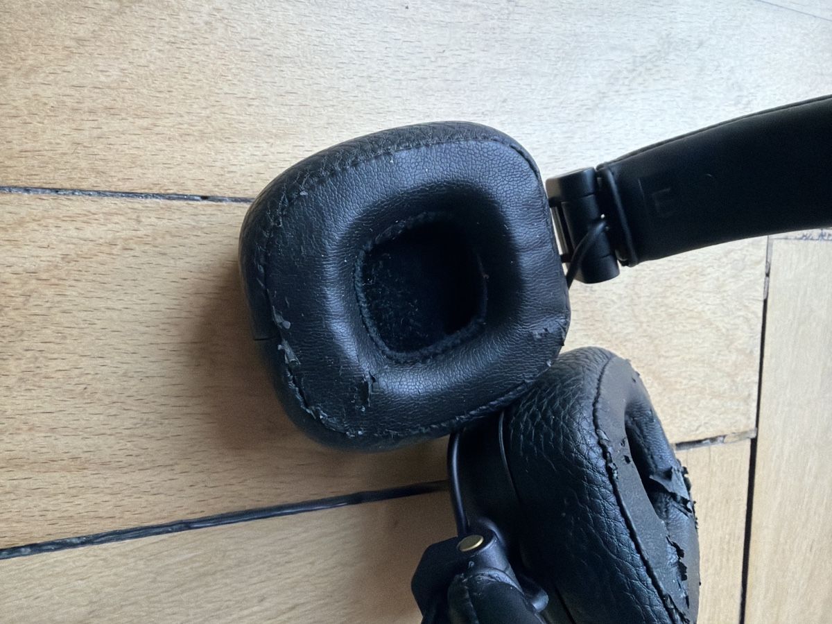 Marshall Cuffie: Marshall Kopfhörer schwarz gebraucht – Usato da Bern venduto da lar_wxp6 1