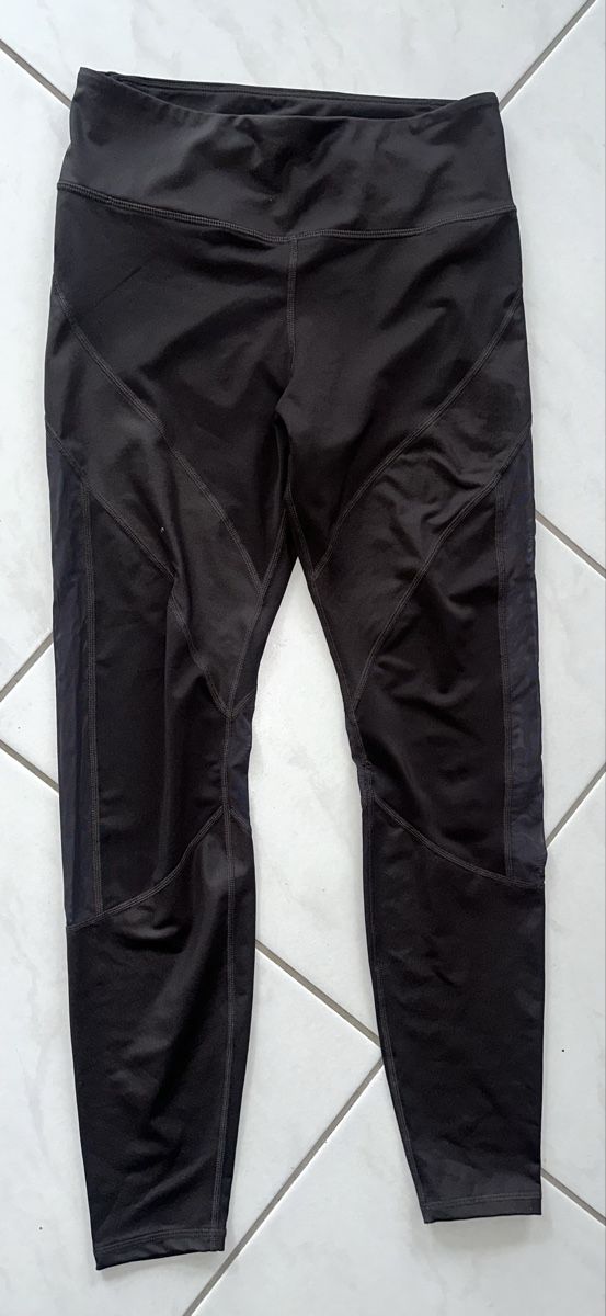 H&M Leggings: H&M LEGGINS GR. M neuwertig – Usato da Unteraegeri venduto da MH203 1