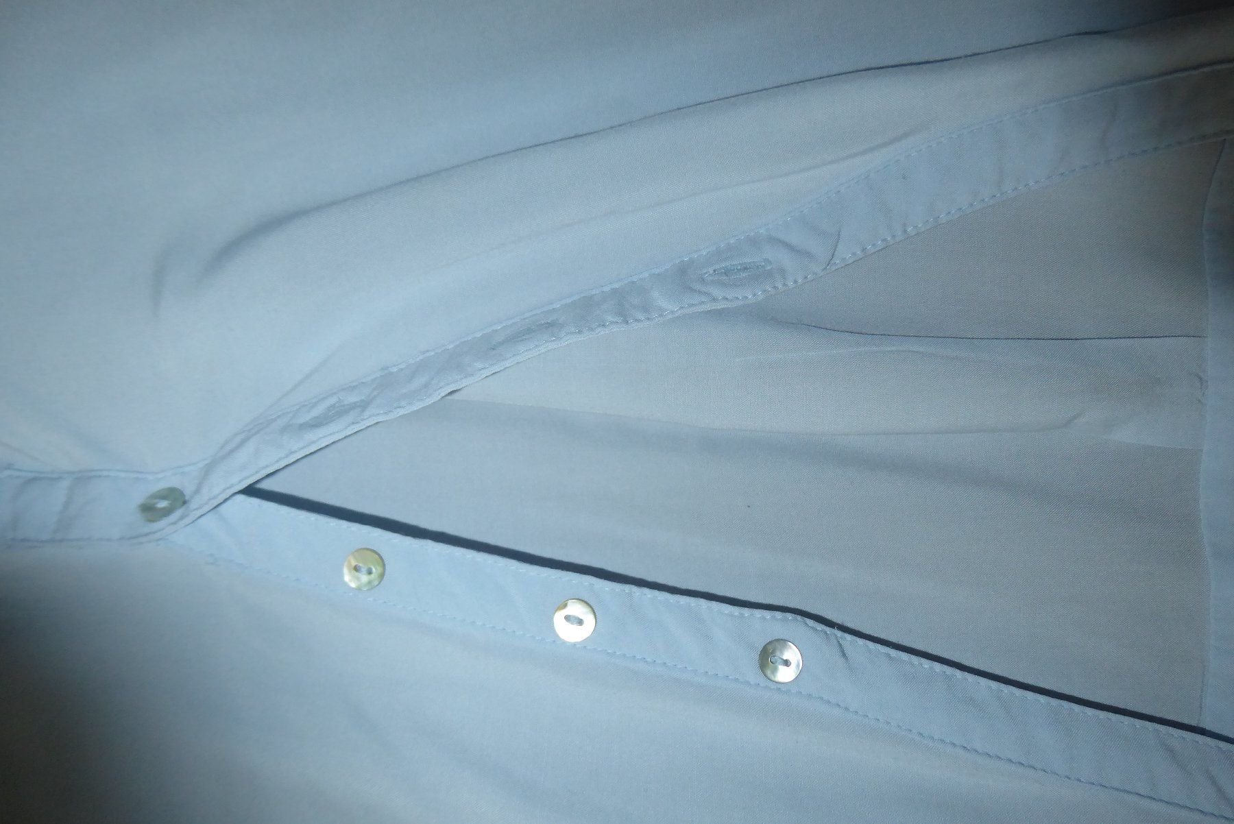 Esprit Camicette: Luftig leichte Bluse Gr 42 ESPRIT – Usato da Sargans venduto da Benziner 1