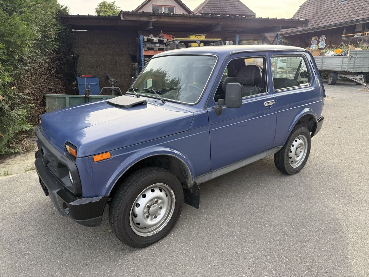 Lada Automobili: Lada Niva 1,7i 4x4 – Usato da Grossaffoltern venduto da hob_q6qs 3