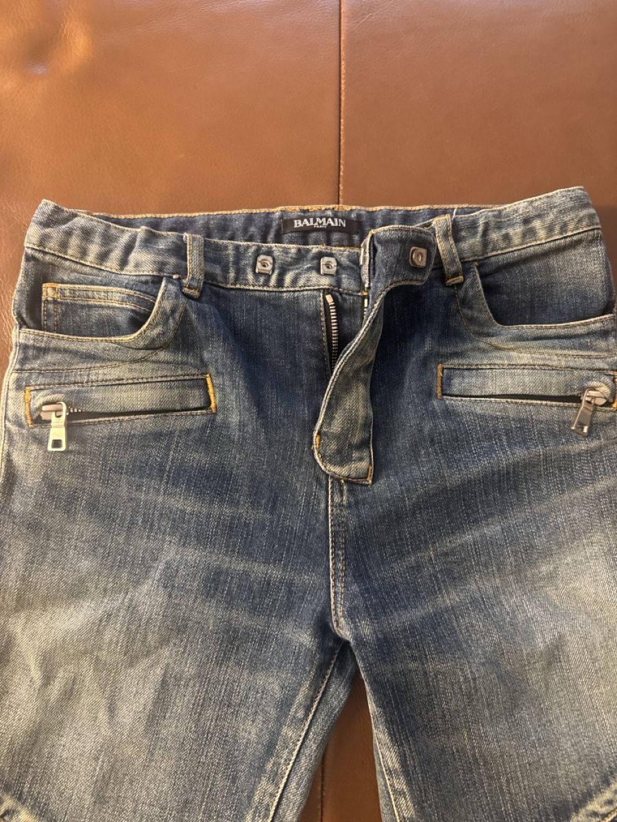 Balmain Pantaloni: BALMAIN JEANS KIDS – Usato da Buchs AG venduto da Ashanice 2
