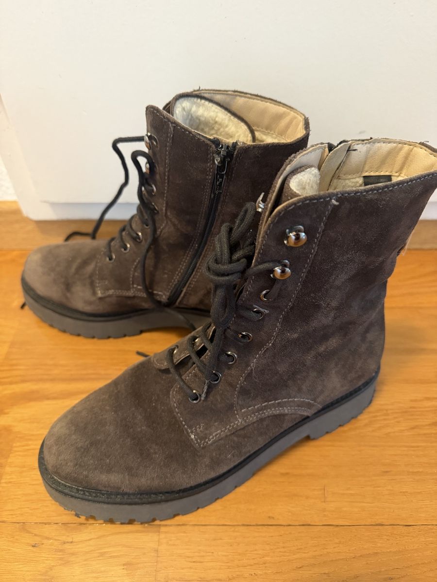 Dosenbach Damenschuhe: Wildleder Stiefel Dosenbach Grösse 39. – Gebraucht aus Adliswil von StephanieAnnina 8