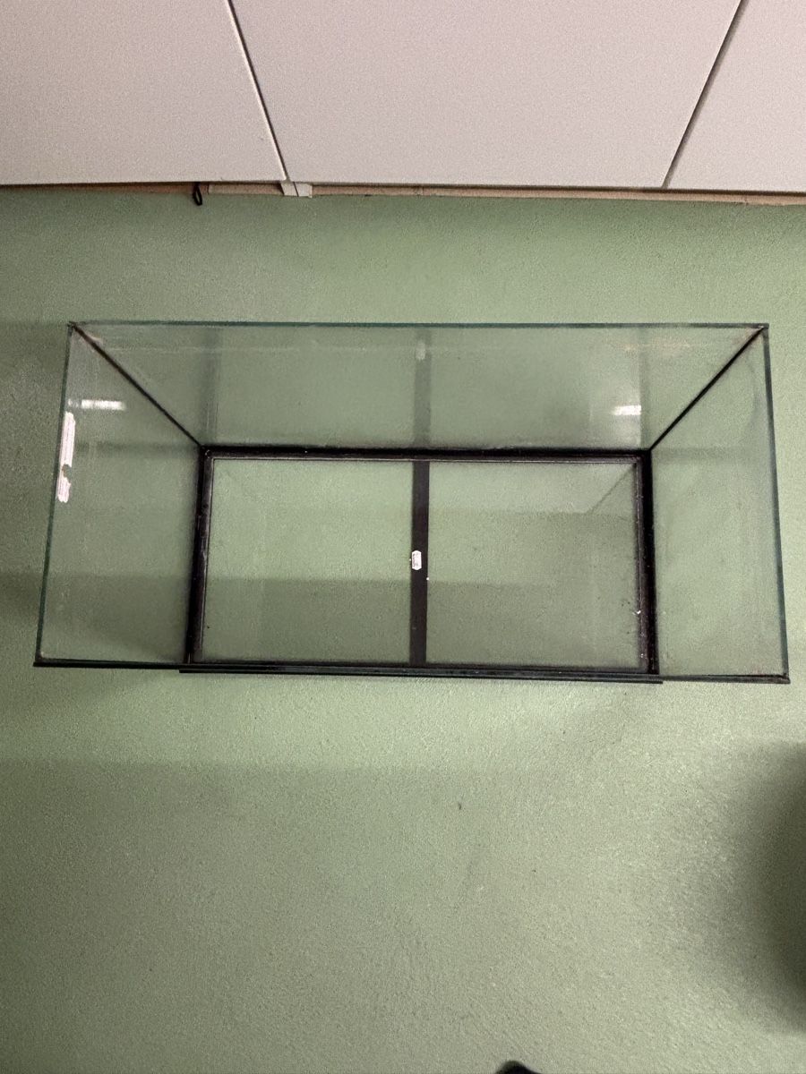 Aquarium: Gratis Aquarium 60x30x40cm – D'occasion à Hettlingen par tim_h26c 3
