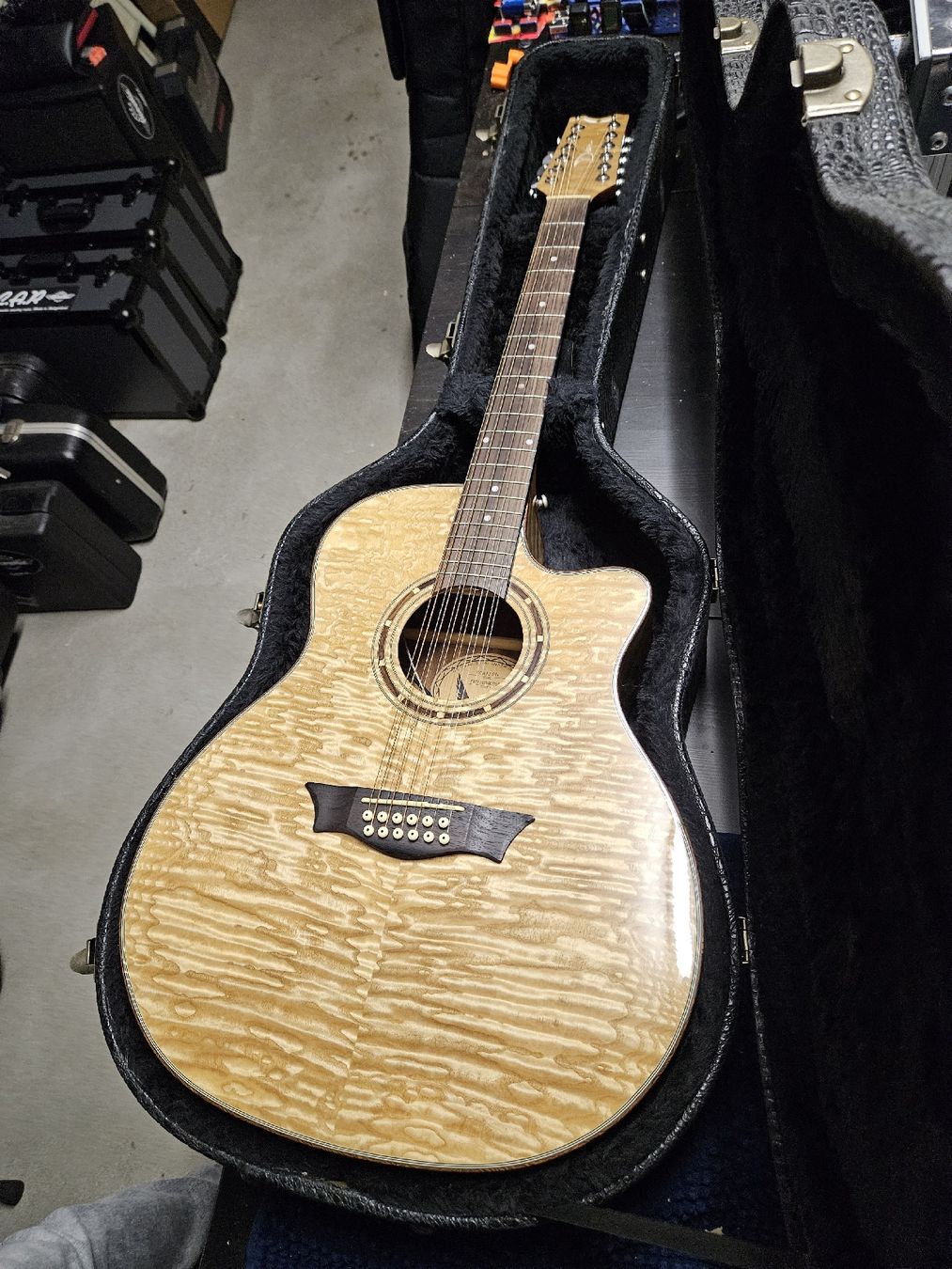 Musikinstrumente: Western Gitarre Dean 12-saitig – Neu (gemäss Beschreibung) aus Bettlach von WalkerRanger 4
