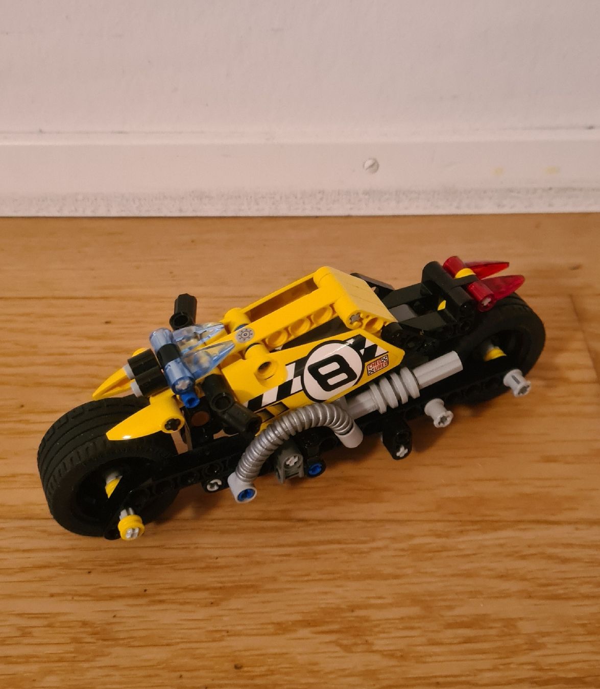Lego Spielzeuge: Lego Technic Motorrad 42058 mit Anleitung – Gebraucht aus Zug von sa.ho 1