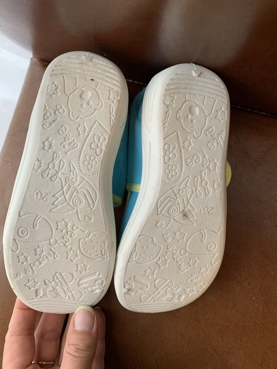 Chaussures garçon: Finkli Kinder Grösse 26 – D'occasion à Ostermundigen par des_t9vv 2
