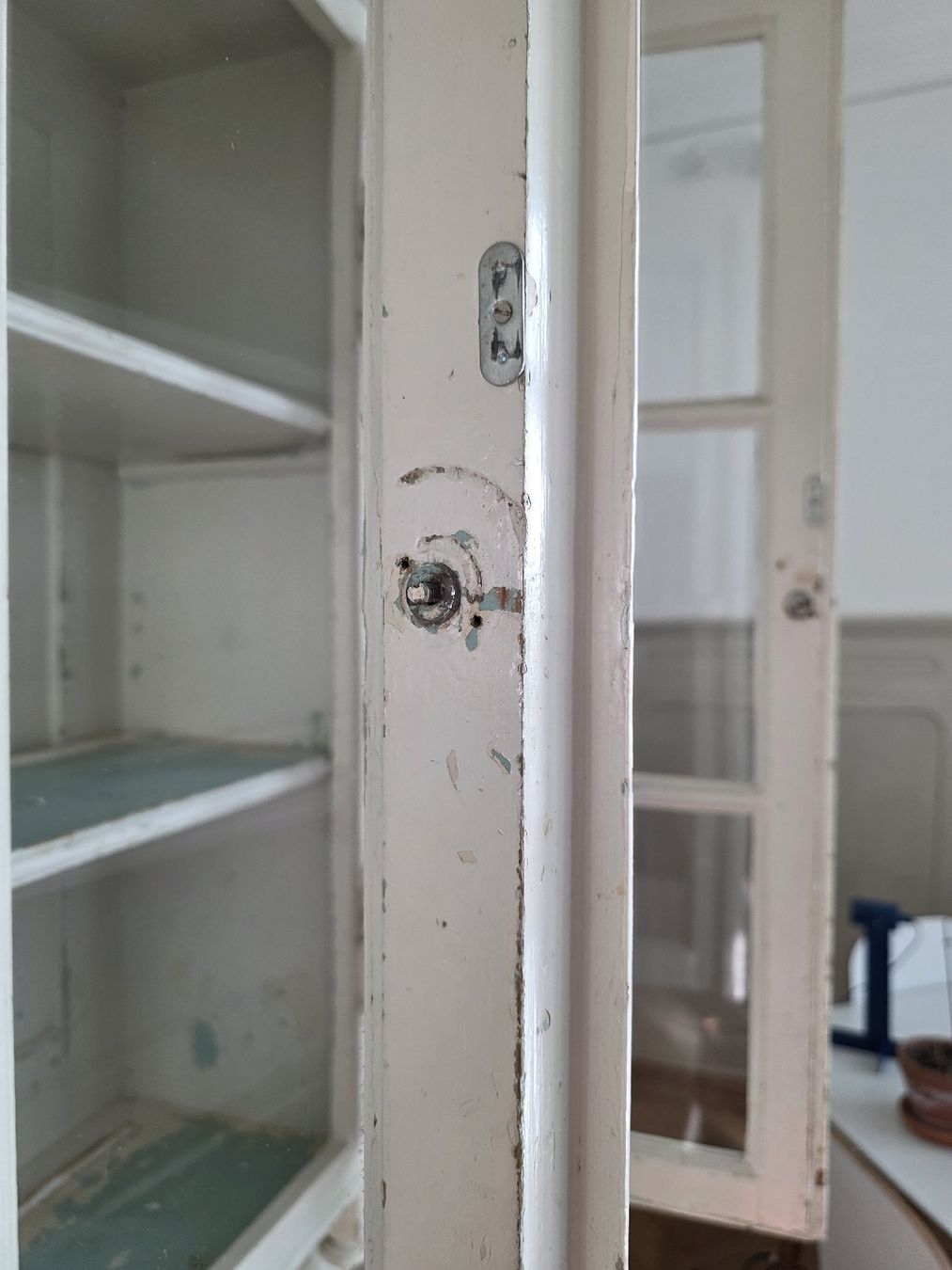 Büffets: weisses Buffet mit Vitrine - Vintage – Gebraucht aus Zürich von aez_25sd 9