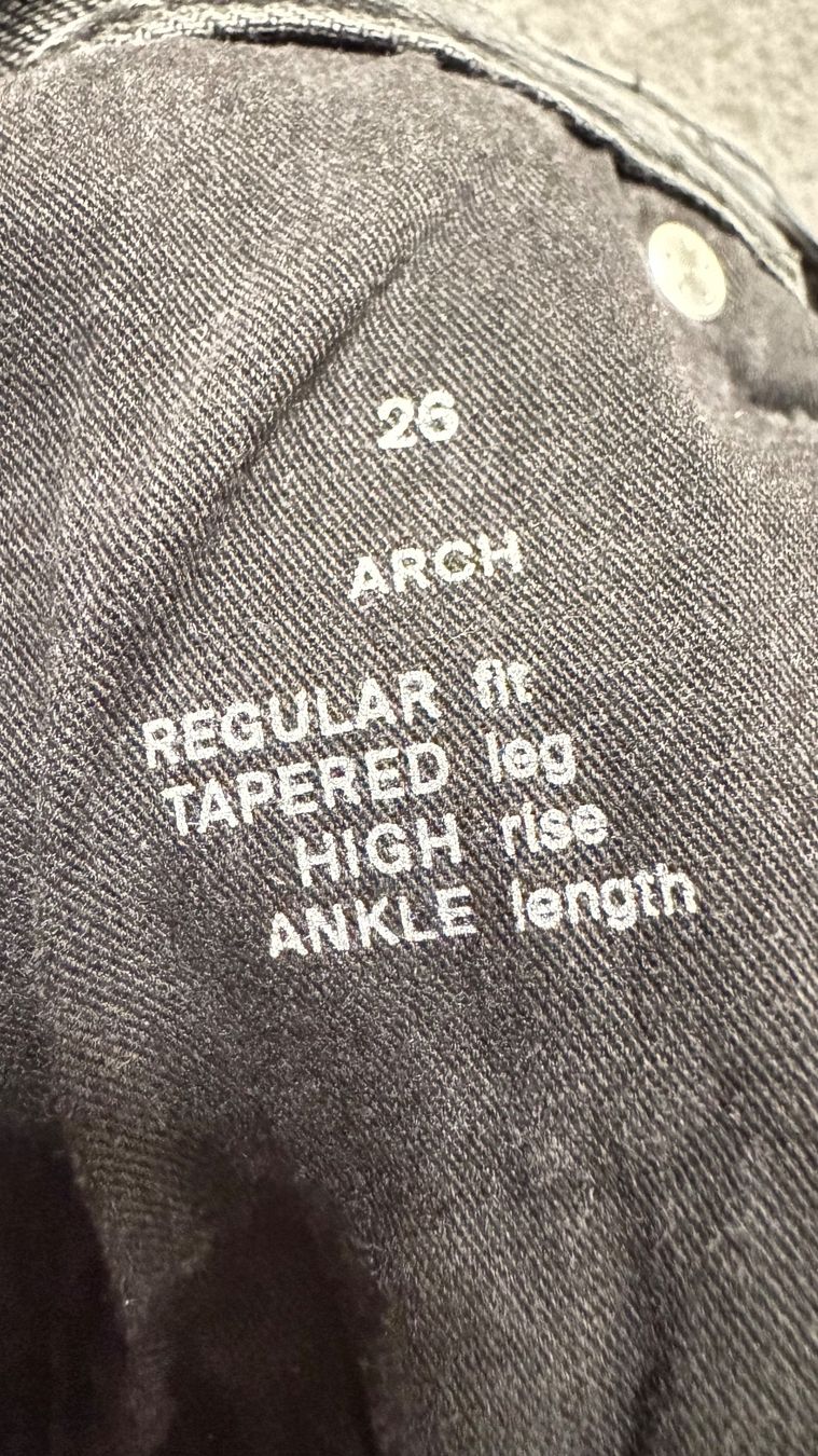 Cos Jeans: COS Arch Jeans – Nuovo (secondo la descrizione) da Forch venduto da vay_26rp 1