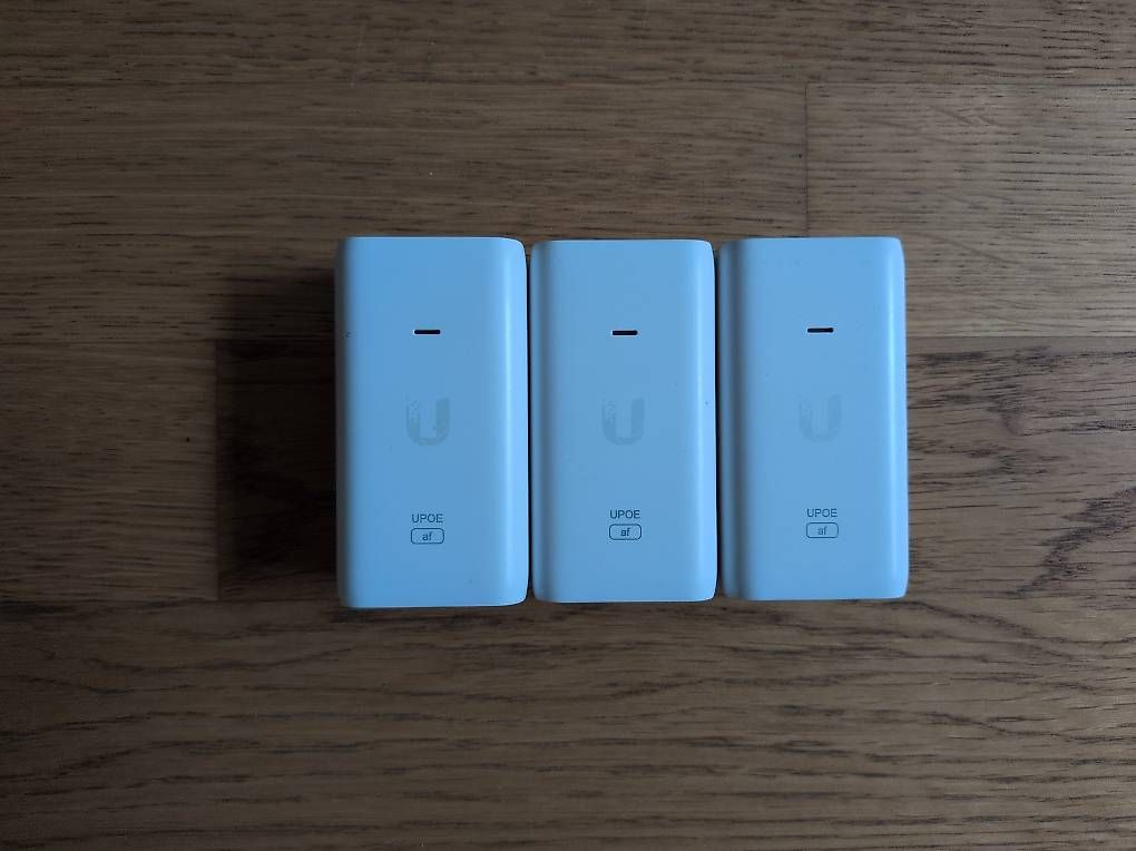 Laufwerke & Adapter: 3x Ubiquiti U-POE-af PoE Adapter – Gebraucht aus Luzern von distract