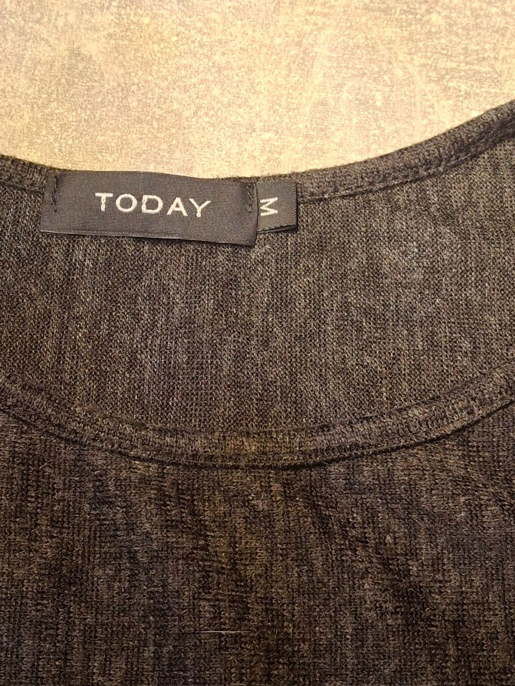 Pulls & Sweat-shirts: Pull taille M marque Today – D'occasion à Villiers par san_jn5w 3