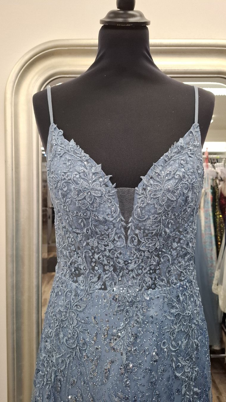 Vestiti: Dusty blue Kleid – Nuovo (secondo la descrizione) da Uster venduto da VMT. 1
