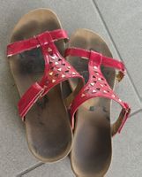 abgelatschte Damen Sandalen rot mit Nieten DEFEKT