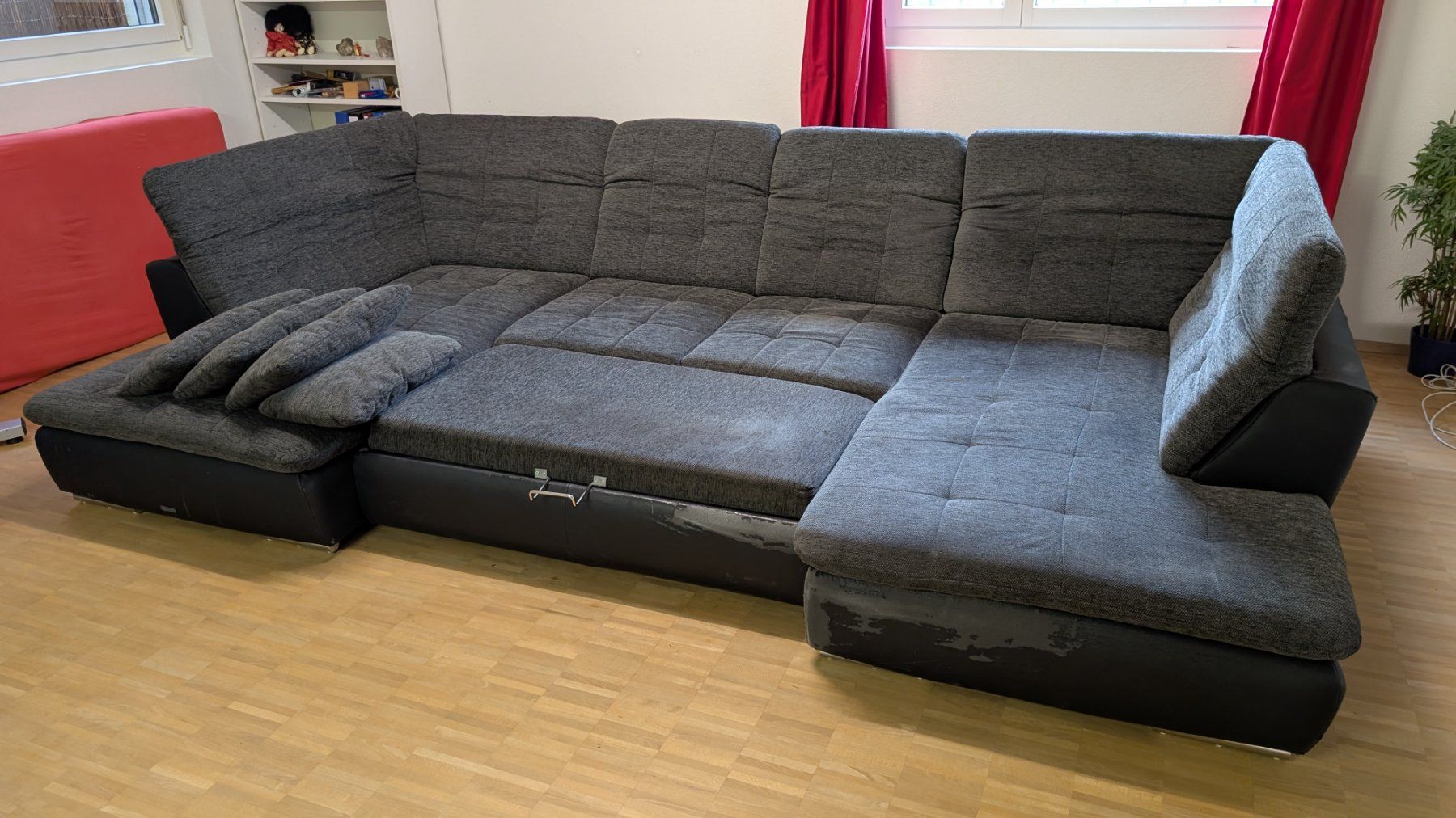 Divani: Wohnlandschaft - Sofa mit Auszug, anthrazit, ab Fr. 1.- – Usato da Adliswil venduto da Ray3 1