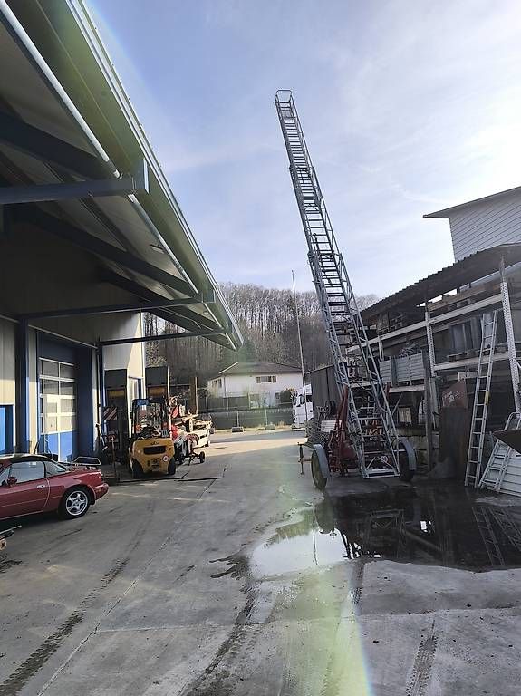 Scale: Feuerwehrleiter – Usato da Walliswil-Nbipp venduto da Chaesi6 4