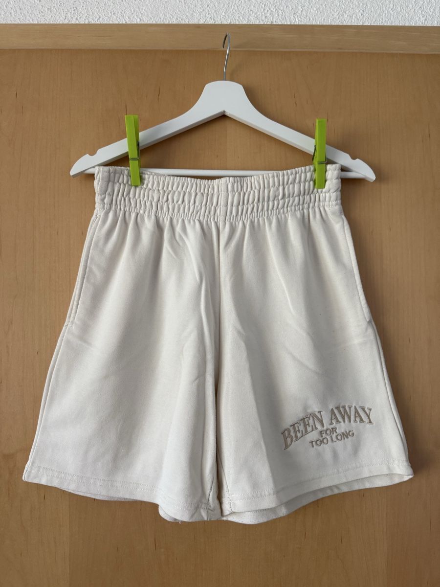 Bershka Pantalons: Kurze Stoffhose Damen – D'occasion à Wilen (Sarnen) par aninaschwab