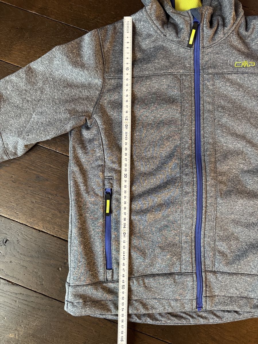 CMP Jacken & Mäntel: CMP Softshell Jacke, Gr. 152, Grau, Top Zustand – Gebraucht aus Münsingen von ambuehl81 1