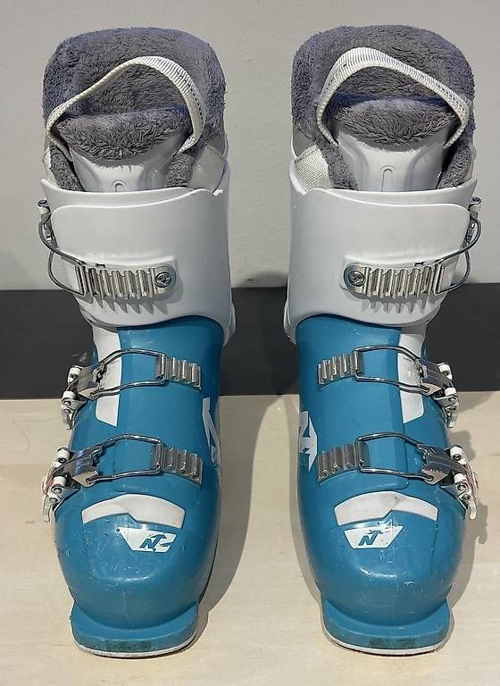 Scarpe da donna: NORDICA Skischuhe Speedmachine J3  – Usato da Therwil venduto da Bridges 1