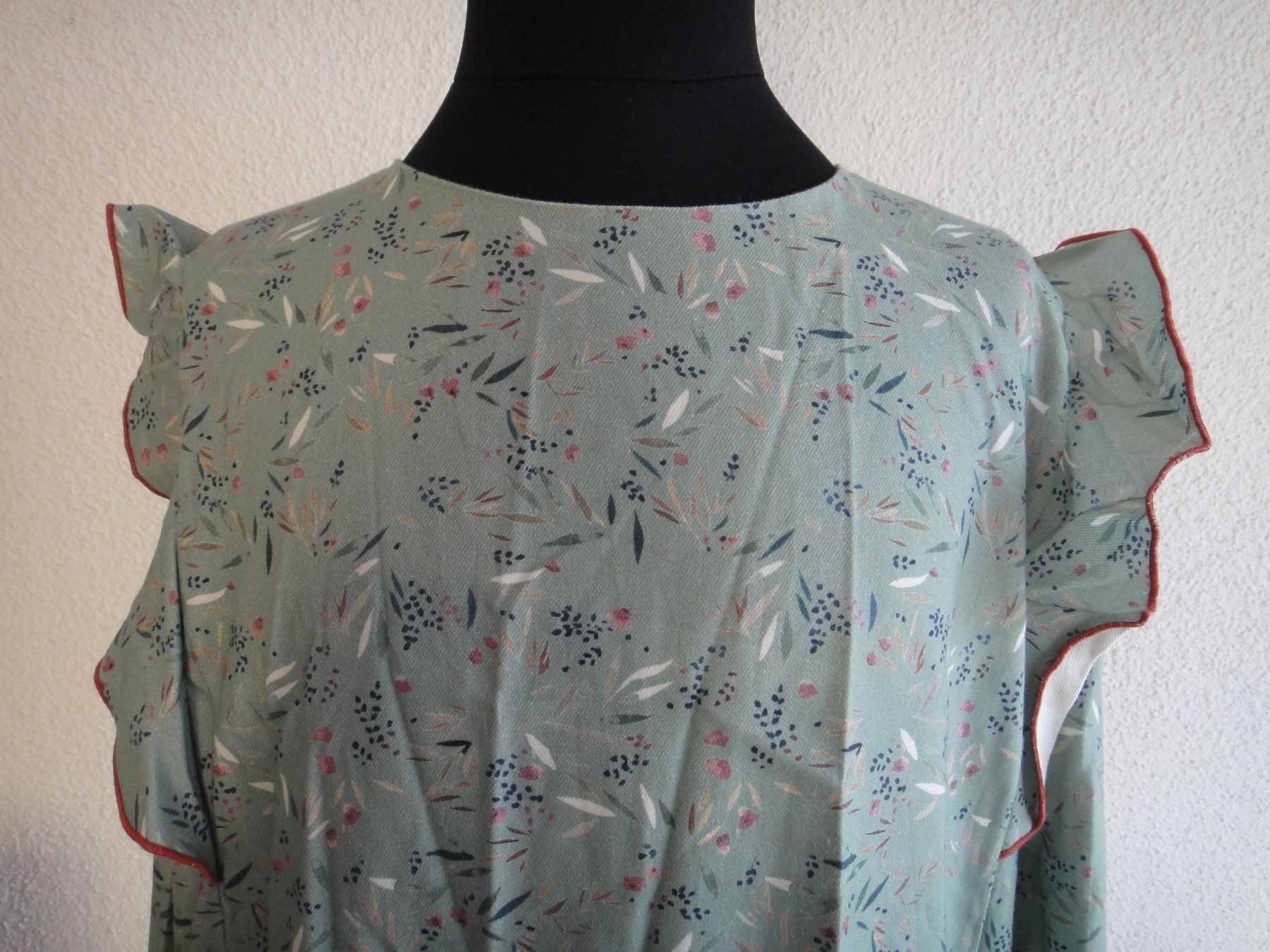 Vestiti & Gonne: Neue Kleid "Bonnet à Pompon" Baumwolle Gr. 12 – Nuovo (secondo la descrizione) da Winterthur venduto da LemonTree5 1