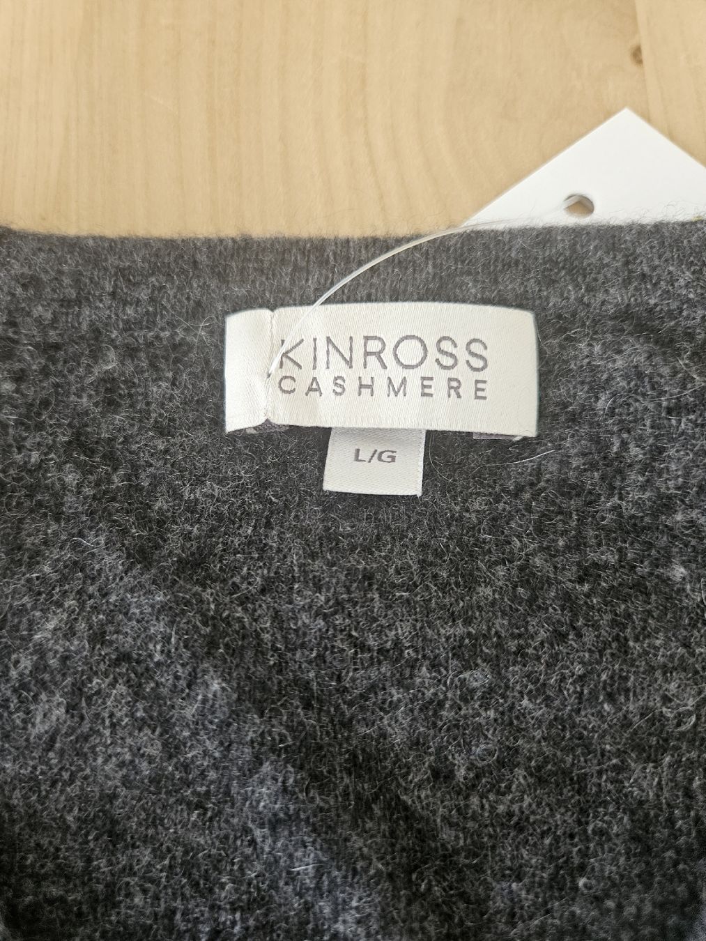Maglioni & Felpe: Damenpullover Kinross 100% Kaschmirgröße L  – Usato da Dottikon venduto da ivo_7hnj 1