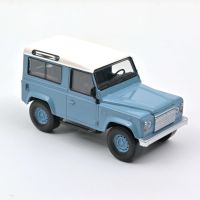 Land Rover Defender 90 1990-2016 hellblau / weiss      1:43