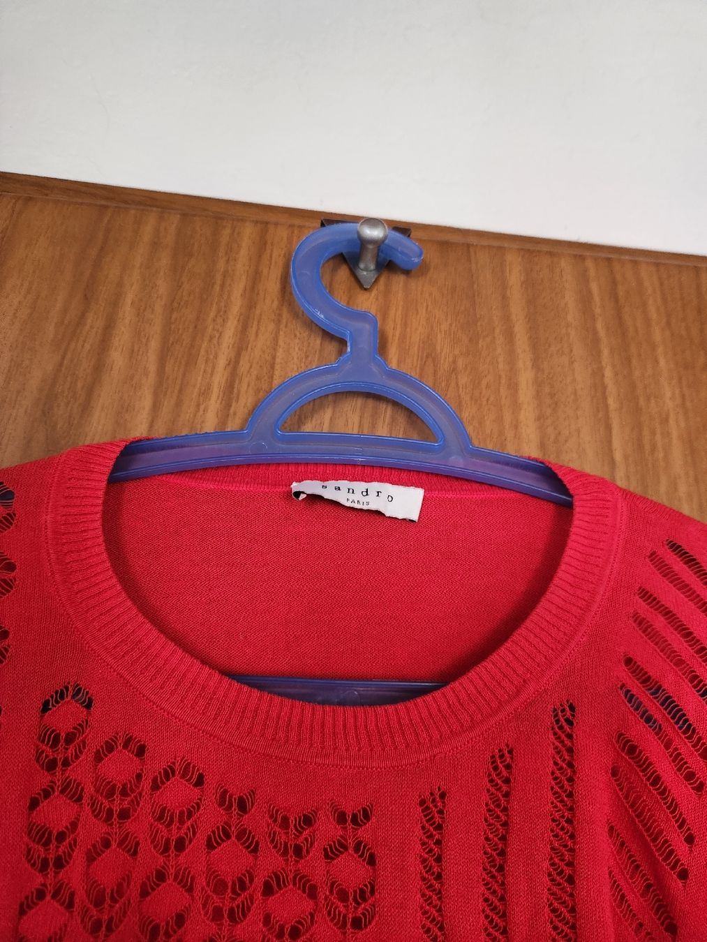 Sandro Maglioni & Felpe: Pull Sandro rouge motifs ajourés S/M – Usato da Niedergösgen venduto da Eva2410 4