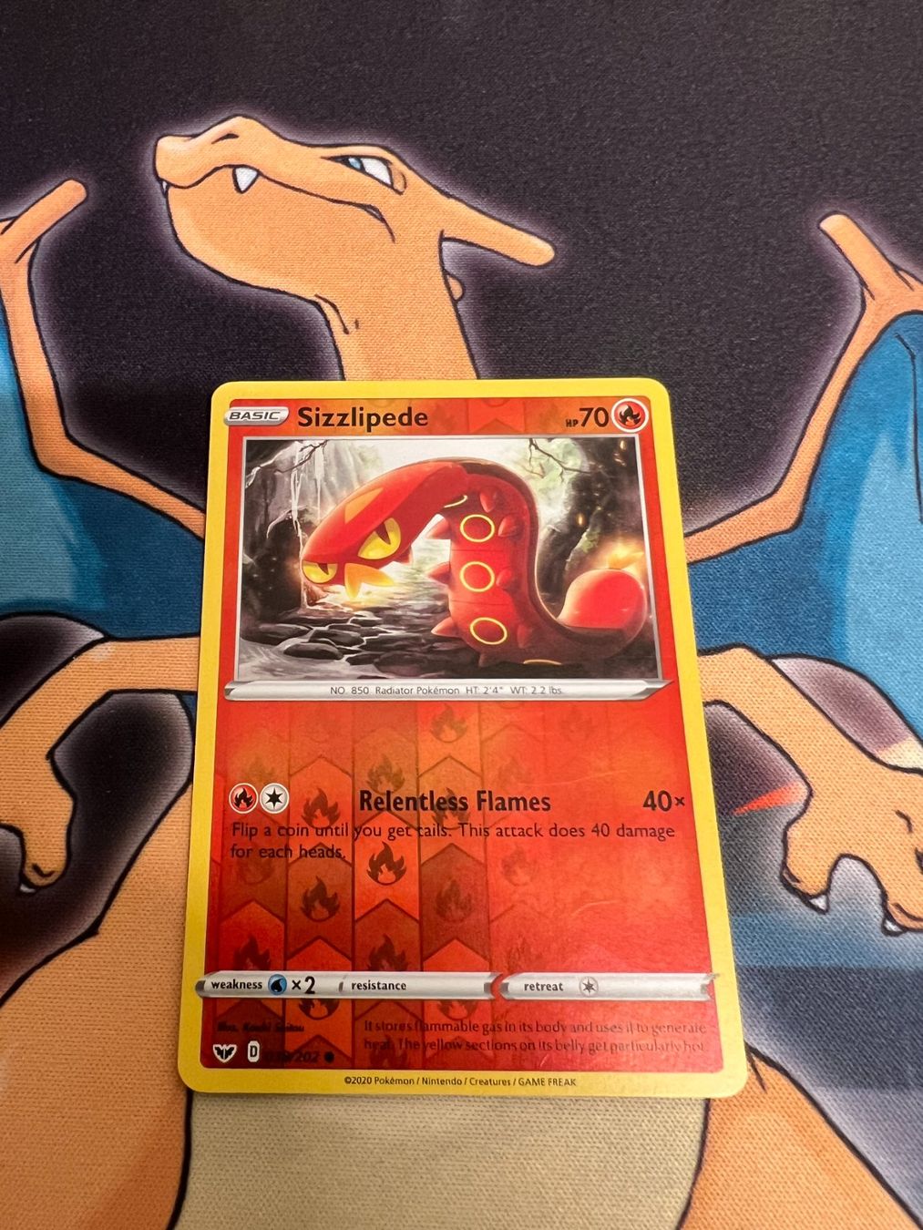 Pokémon Carte collezionabili: Sizzlipede (SSH 38) - Reverse Holo - Sword & Shield – Nuovo (secondo la descrizione) da Bülach venduto da Pfrenzel