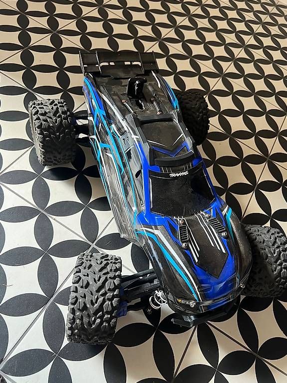 Traxxas Modellismo RC: Traxxas Rustler 4x4 BL 2S – Usato da Binningen venduto da boris4123 1