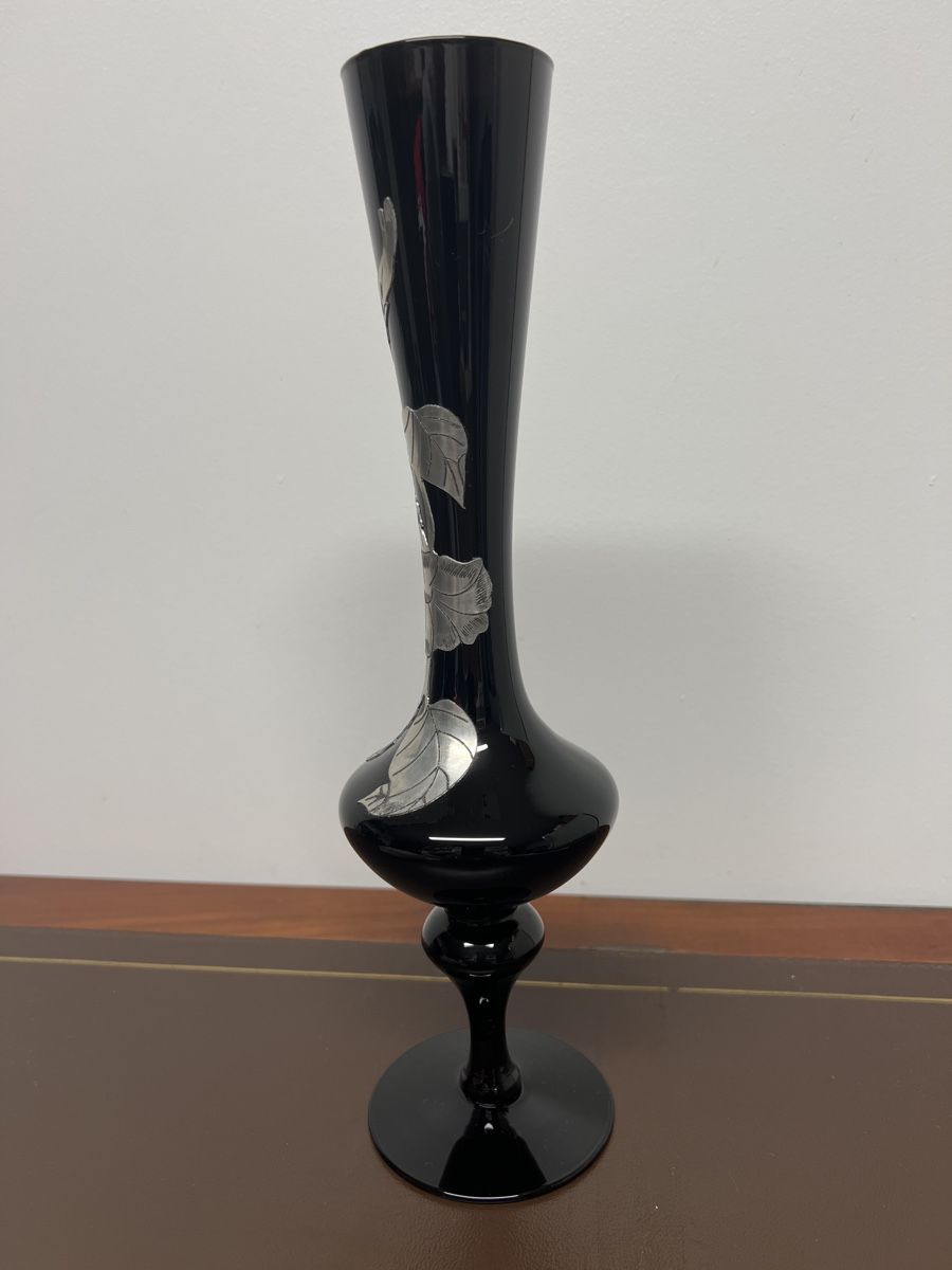 Vasen & Gefässe: Vase noire élégante avec décor en étain 30cm – Gebraucht aus Bôle von K200C 1