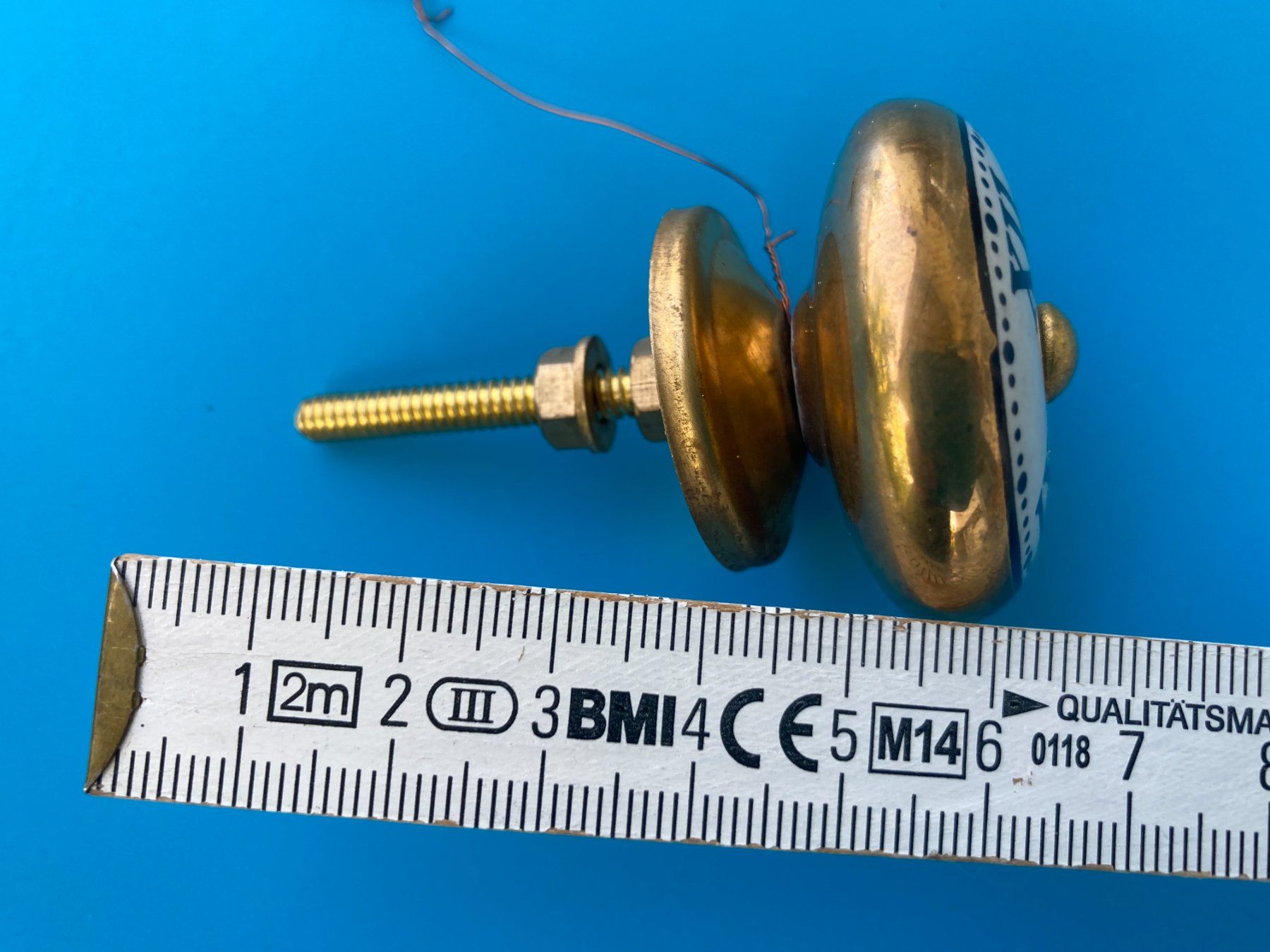 Ferramenta: MÖBELKNOPF  UHR   RÖMISCHE  ZAHLEN – Nuovo (secondo la descrizione) da Subingen venduto da Etageren 4
